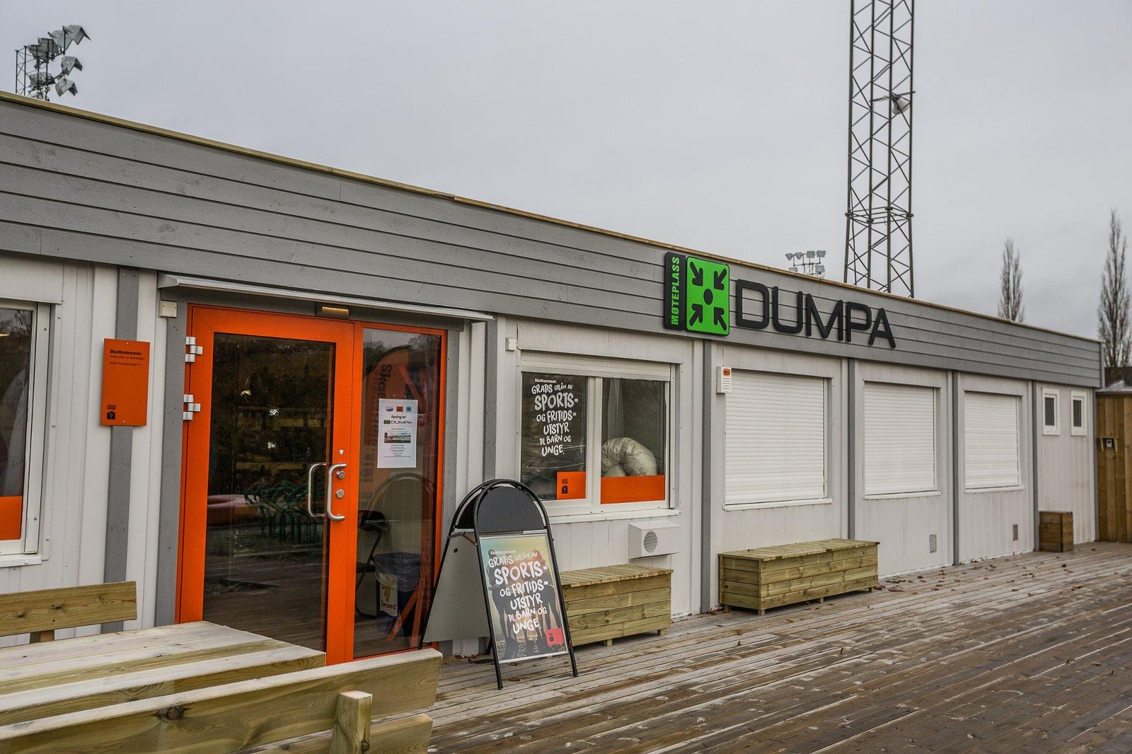 Barn på skøyteskolen